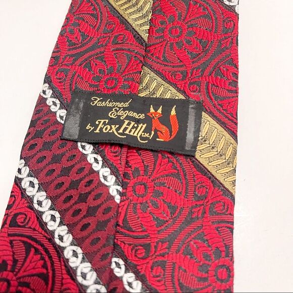Fox Hill Red and Gold Men’s Neck Tie - Picture 5 of 5